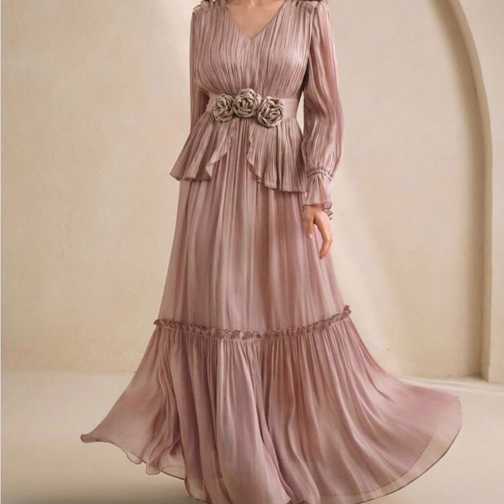 Elegant Long-Sleeve Pleated Maxi Dress in Dusty Rose